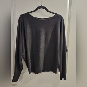 Cyrus Women's Classic Black Crew Neck Sweater